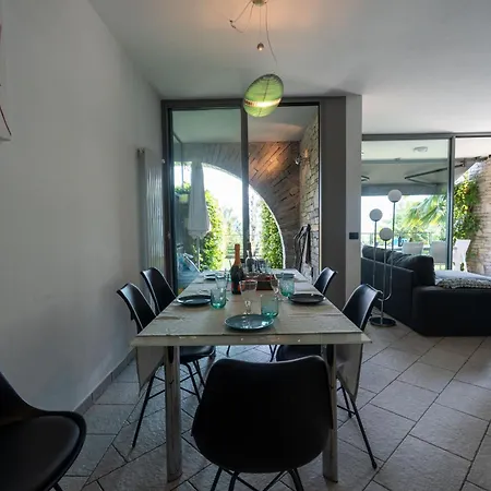 Gli Archi House & بيت للعطل