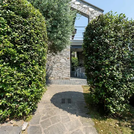 Gli Archi House & بيت للعطل *